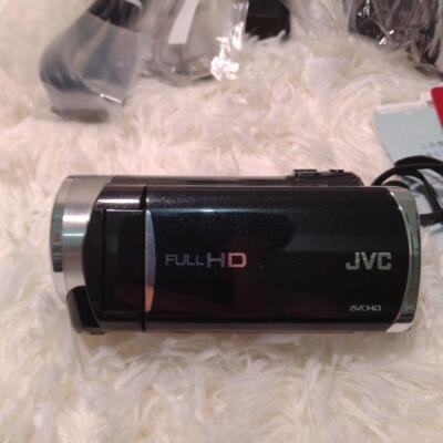 美品✨　JVC FULL HD ビデオカメラ GZ-E180 Everio Amazon | Everio ハイビジョンメモリームービー GZ-E180-S