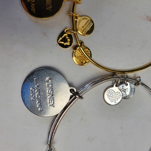 Alex and Ani DISNEY PETER PAN 3 NEVER GROW UP, THINK HAPPY THOUGHTS,JOLLY ROGER - Picture 6 of 7