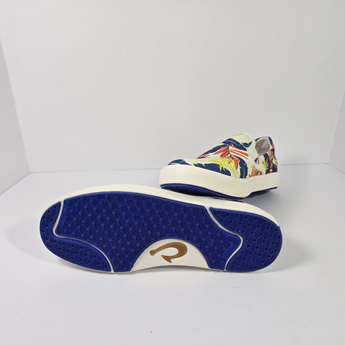 NEW Olukai Blue Aloha Floral Men\'s Sneakers Size 10.5 Lae’ahi Pa’L Slip On shoes NEW OLUKAI, MENS SIZE 7, HAWAIIAN?LAE AHI PAI SLIP-ON ALOHA  main image 4