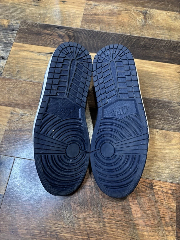 Talla 10 - Air Jordan 1 Retro OG Baja Obsidiana UNC Foto 4 de 4