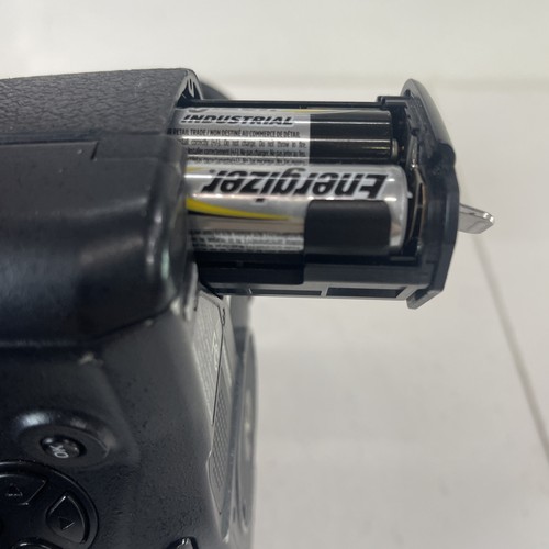 Olympus Camedia E-20N 5MP Digital Camera W/ 64MB Memory Card – Tested, Working - Picture 13 of 15