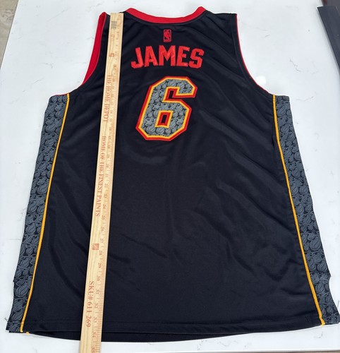 LeBron James Miami Heat Adidas Limited Edition CAMO Jersey Size 2XL - Picture 6 of 9