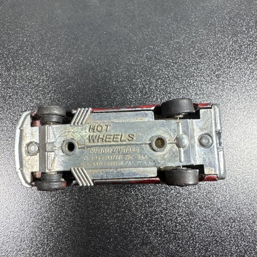 Hot Wheels Redline 1968 Custom Mustang US Red . Needs Restoration - Picture 19 of 21
