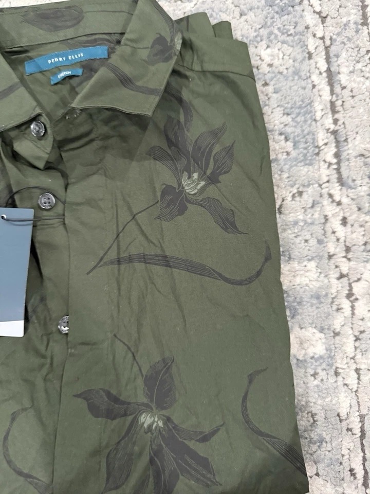 Perry Ellis Men’s Size Small Stretch Button Up NWT - Image 3 of 3