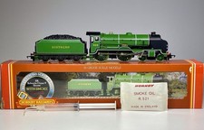 Hornby R380 Schools Class V 4-4-0 Steam Loco 928 Stowe SR Green VNMIB - OO Gauge