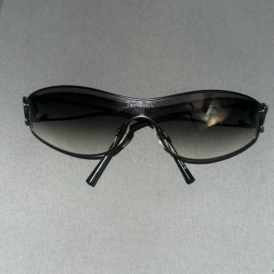 Great Condition Chanel Shield Sunglasses Swarovski Crystals CC 4073 B
