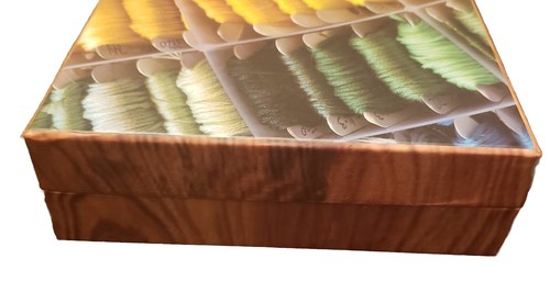 J & P Coats 98 Embroidery Floss Cards In Organizer Box Colorful Multiple Colors - Picture 9 of 18