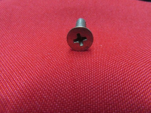 NOS box of 100 KZ-5305-984-7342(5305-00-984-7342) Countersunk machine screw - Imagen 3 de 6