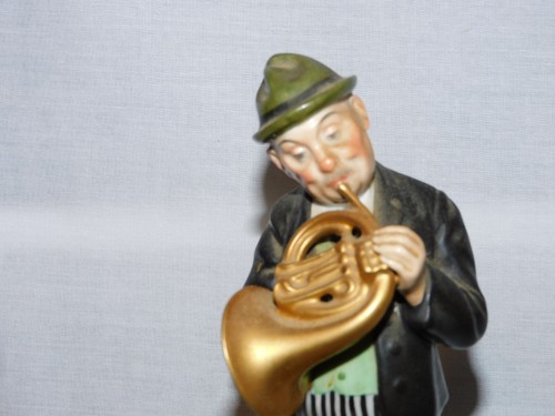 ANTIQUE ROSENTHAL GERMANY FIGURE PLAYING INSTRUMENT - SIGNED BY ARTIST - 7.5" T - Picture 3 of 8