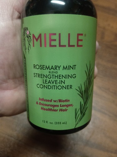 Mielle Organics Rosemary Mint Strengthening Leave-In Conditioner, 12oz - Picture 2 of 8