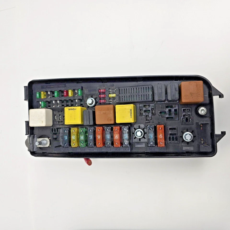 03-07 Saab 9-3 Fuse Box Relay Control Module Unit 128 00 998 518747209 OEM - Image 2 of 4