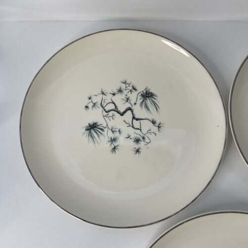 13 Pieces Taylor Smith & Taylor Dwarf Pine Cream 5 Salad Plates 8 Saucers 1950s - Picture 3 of 11