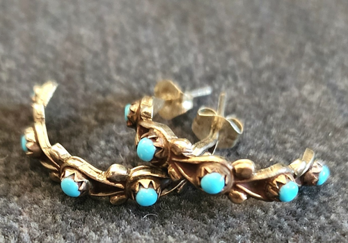 Zuni Snake Eye Sleeping Beauty Turquoise Sterling Silver Half Hoop Earrings 7/8”