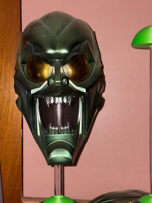 Green Goblin Helmet Spiderman 2002