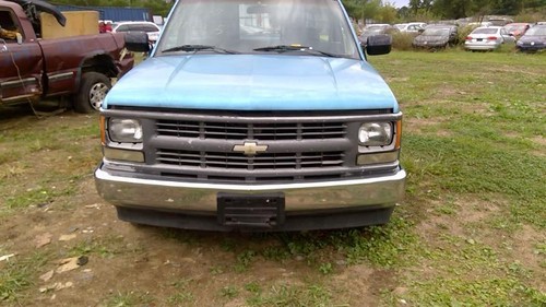 94 95 CHEVY PICKUP 1500 Condenser 4.3 - Picture 3 of 8
