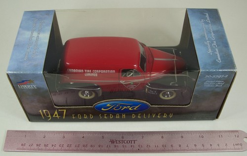 Canadian Tire Bank - Liberty Classics Die Cast 1:25 - 1947 Ford Sedan Delivery - Picture 8 of 10