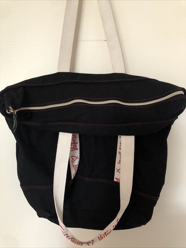 Victoria's Secret Tote Bag Canvas Black Use as a Getaway or Travel Bag. Zipper - Picture 9 of 10