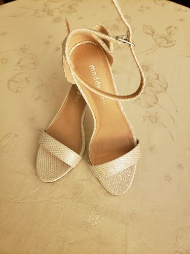 Madden Girl Beella Hologram Mesh 3 1/2 "Heels Ankle Strap Size 8 Pre-Owned Shoe - Picture 6 of 8