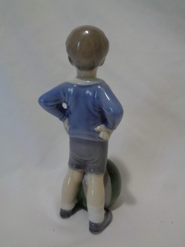Royal Copenhagen Boy with Beach Ball Figurine 6 1/2 inches - Picture 4 of 10