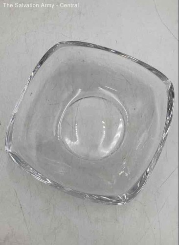 Tiffany & Co. Delta Sky Miles Clear Square Shaped Modern Crystal Bowl - Picture 5 of 6