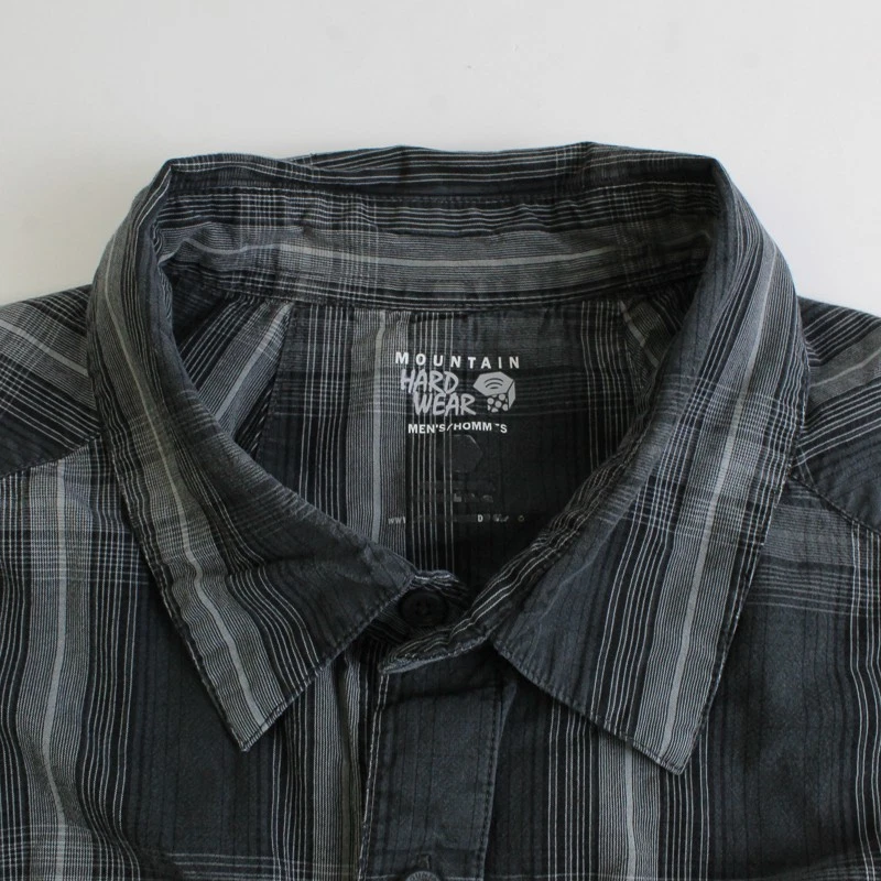 Mountain Hardwear Gray Plaid Short Sleeve Button-Up Men's Size Large - Image 4 of 4