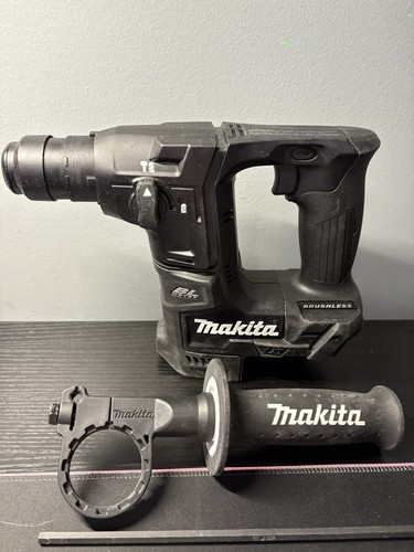 Reconditioned By Makita 18V LXT Sub-Compact 11/16"Rotary Hammer XRH06ZB 17B - Picture 4 of 5