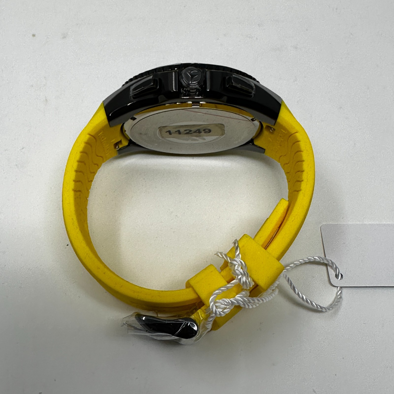 TechnoMarine Manta Ocean Men’s 48mm Watch TM-220021 Yellow – New