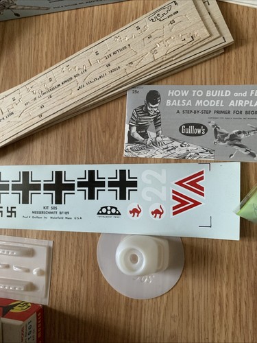 Guillows Messerschmitt BF-109 Balsa Airplane Kit 16 1/2 “ Wingspan - Picture 2 of 12