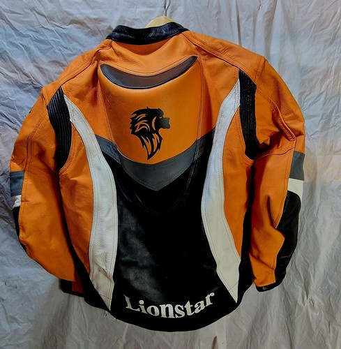 Lionstar Motorbike Motorcycle Real Leather Racing Jacket with CE Approve Armours - Picture 2 of 3