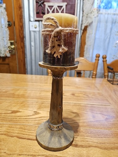 Rustic Realistic Wood Candlestick With Candle - Picture 1 of 7