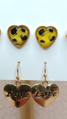 Set Of 5 Nine West Fashion Earrings Gold Tone Hearts Studs & Dangle - Picture 5 of 15