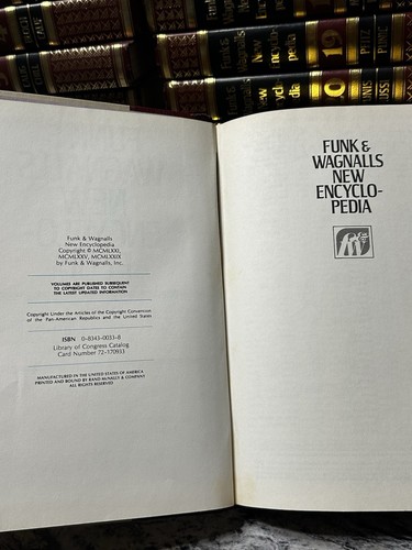 Funk & Wagnalls New Encyclopedia 23 Volumes In Total -Dictionary- Yearbooks 1980 - Picture 7 of 13