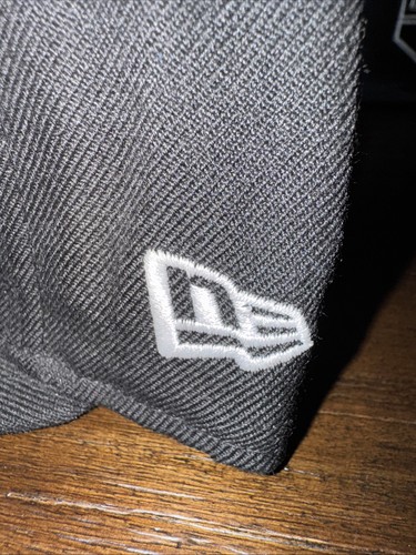 NHL Los Angeles Kings 59FIFTY Fitted New Era Cap NWA Script Logo Black Sz 7 1/2 - Picture 4 of 10