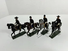 Edmund's Traditional Toy soldiers ? Lot Of 4 Union Cavalry Civil War Soldiers
