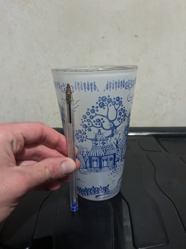 Willow Pattern Drinking Pint Glass Vintage Blue and White - Picture 6 of 6