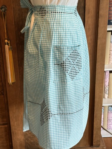 Medio Delantal De Colección Azul/Blanco Guinga Algodón con Bordado Negro - Imagen 2 de 7