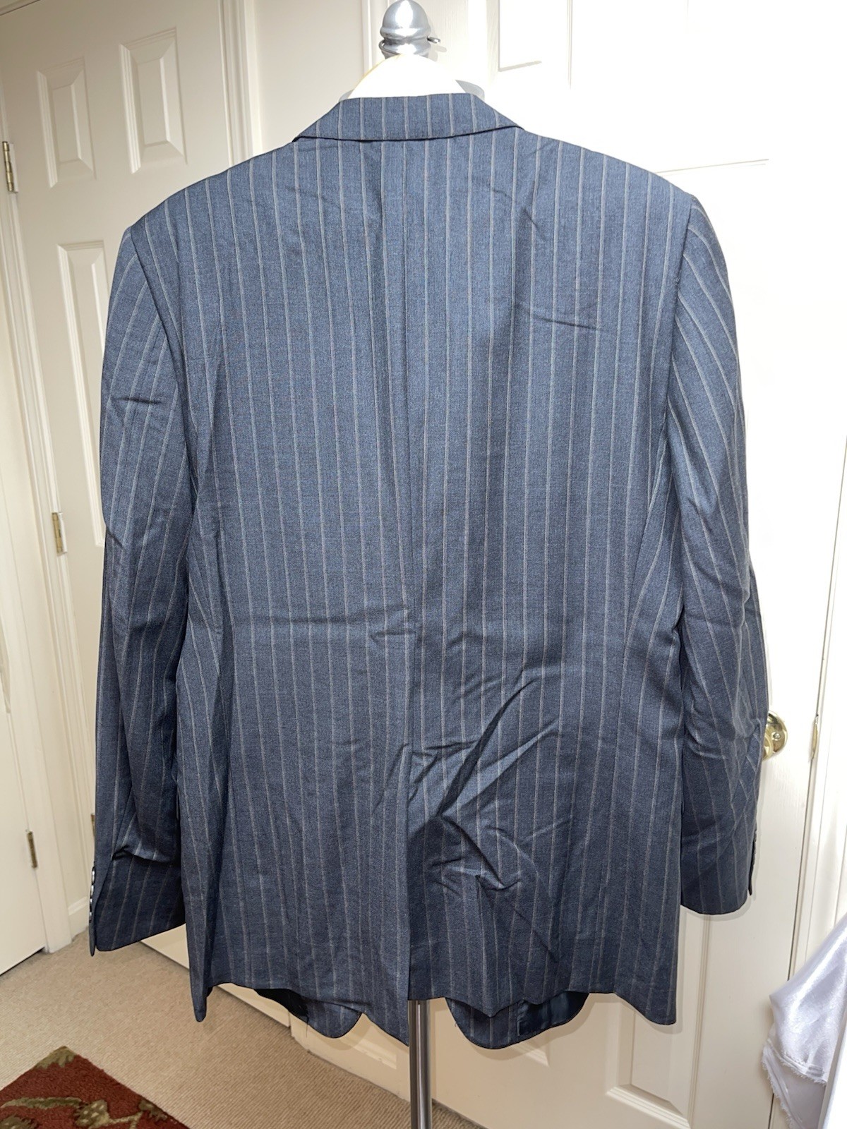 Picture 4 of 9