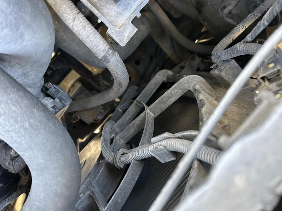 SORENTO   2012 Fuel Vapor Canister 104941129 - Image 2 of 4