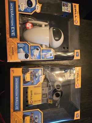 Set Of Disney Pixar Wall-E And Eve Interaction Thinkway Toys