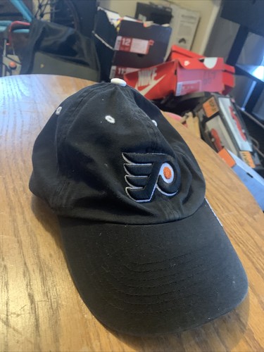 ‘47 Brand NHL Philadelphia Flyers Youth Black Strapback w/ Embroidered Logo EUC - Picture 3 of 10