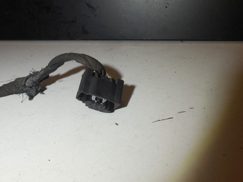 Heater Wiring Connector Plug 2105403681 07-13 Mercedes Benz W221 S550 S65 AMG - Picture 2 of 10
