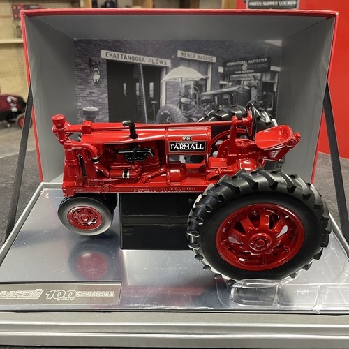 NEW Farmall F-20 Prestige Collection 100 Years Anniversary Edition 1:16 Die-Cast - Picture 1 of 9