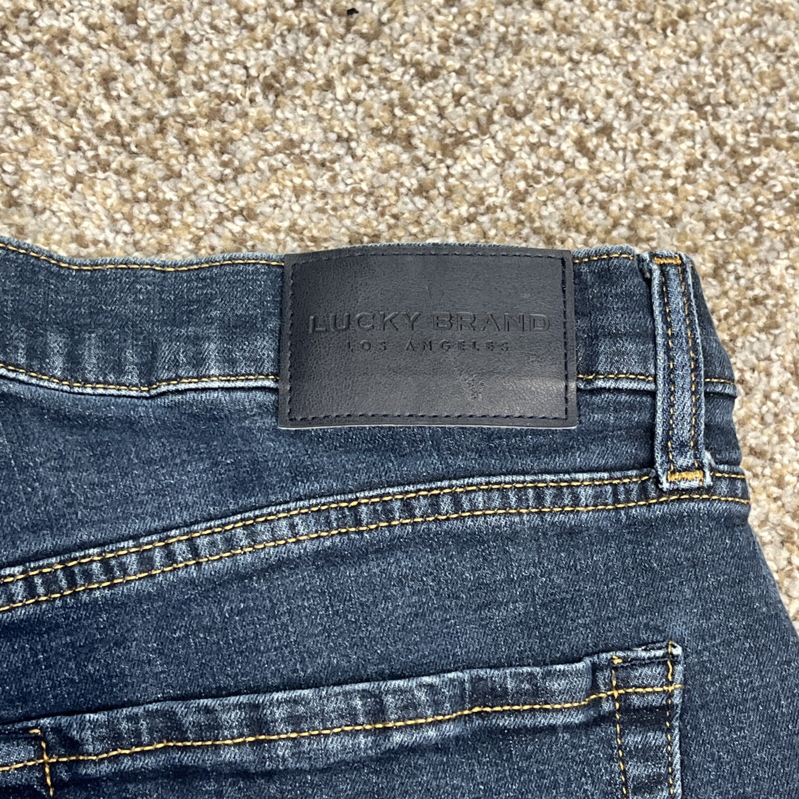 Lucky Brand jeans men's 221 Straight 40x30 blue denim (38x28) - View 16