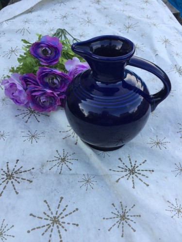 FIESTA NEW CARAFE w/handle COBALT dark blue 60 oz. Fiestaware Co - Picture 1 of 2