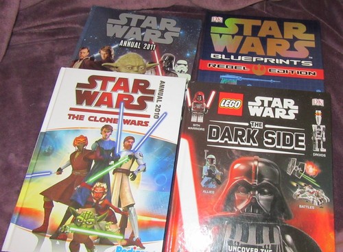 Star Wars Annual 2011 Pedigree Books Hb Stories & puzzles NEW in MELB - Foto 11 di 12