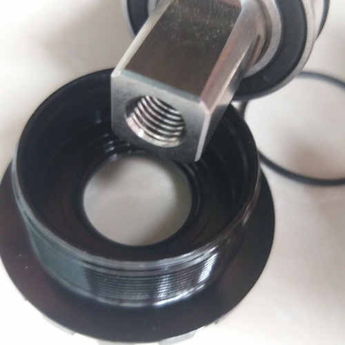 Titanium Bike Square Taper JIS Bottom Bracket Cartridge 103L 107L 110L 113L 119L - Picture 8 of 12