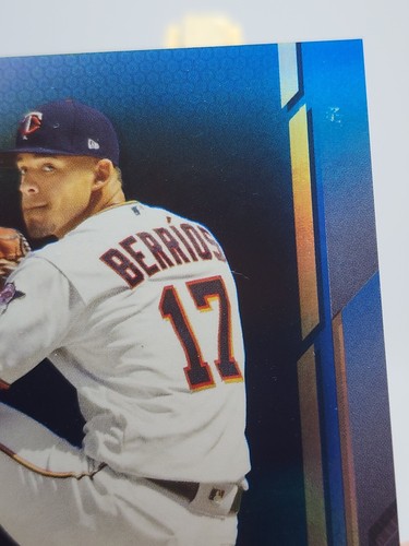 Jose Berrios 2019 Bowman Platinum Blue #93 /150 Minnesota Twins - Picture 2 of 3