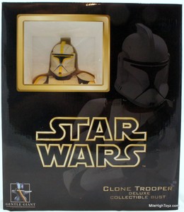 Star-Wars-Gentle-Giant-Deluxe-Clone-Trooper-Commander-Collectible-Mini-Bust