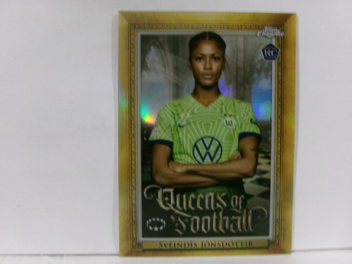 2022-23 Topps Chrome UEFA Women's Queens of Football #Q14 Sveindis Jonsdottir - Picture 1 of 2