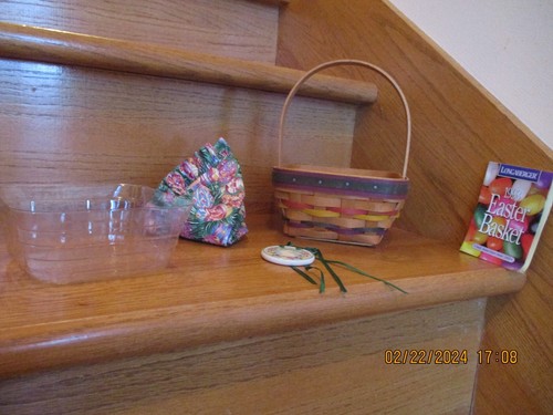 Longaberger Easter Basket Set Small 98 purple pink green *shipping included!* - Picture 2 of 12